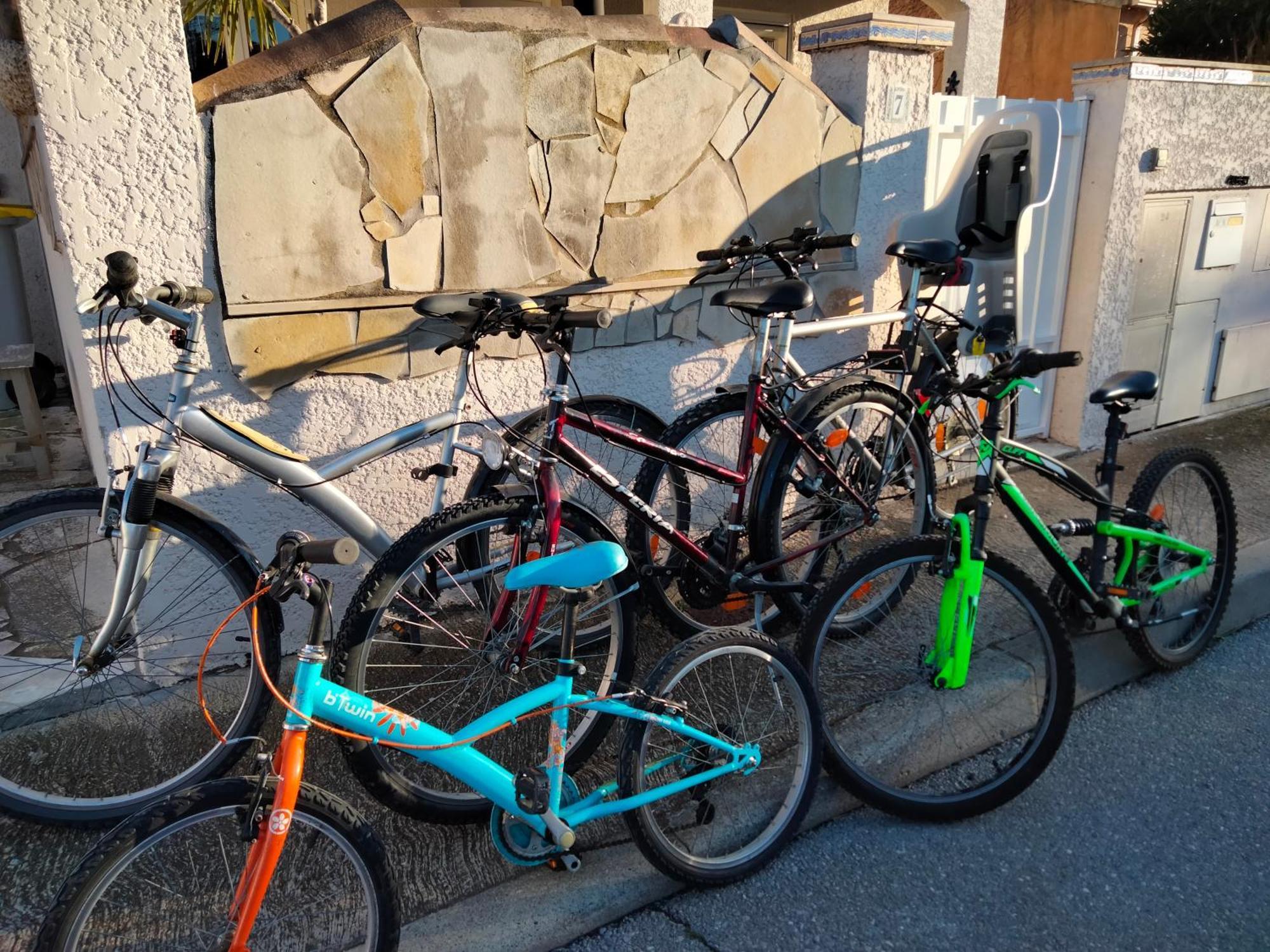 Maison 4 A 6 Pers Quartier Calme Tout Confort Aigues-Mortes Kültér fotó
