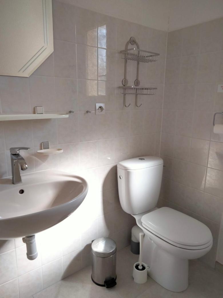 Maison 4 A 6 Pers Quartier Calme Tout Confort Aigues-Mortes Kültér fotó